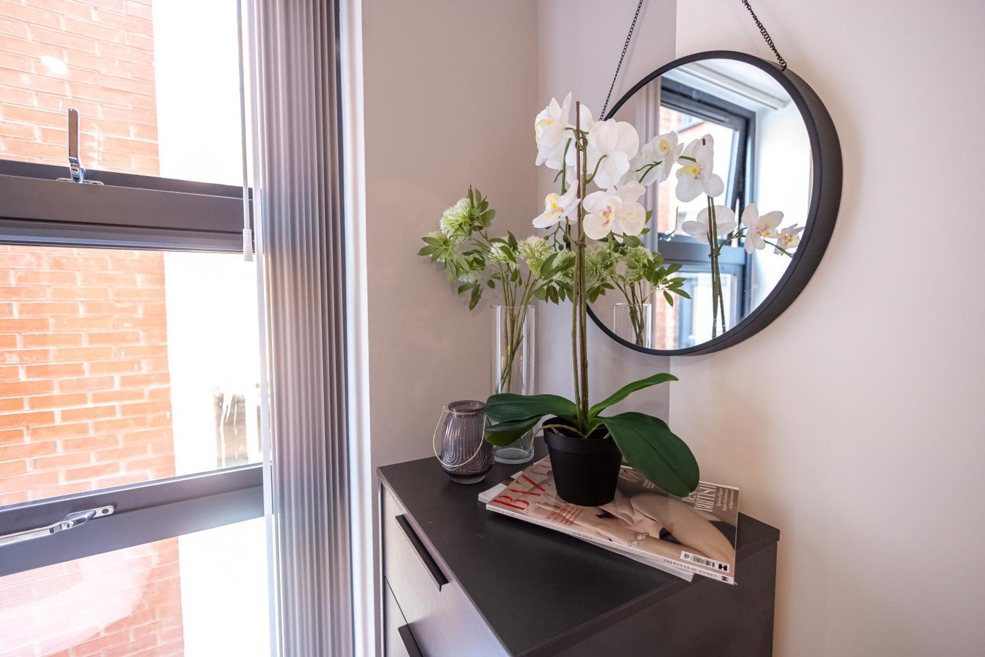 Pristine 1 And 2 Bedroom Apartments Near Business District By Belvilla Бирмингем Экстерьер фото