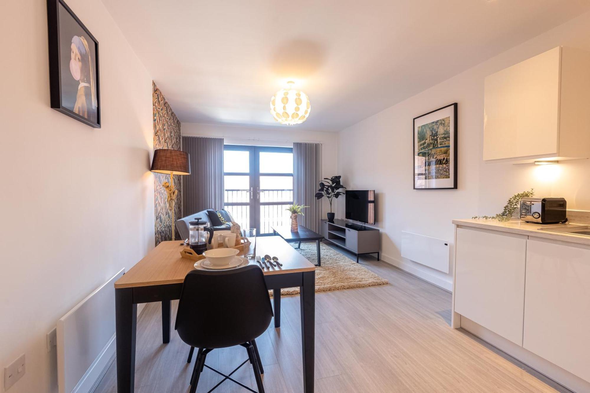Pristine 1 And 2 Bedroom Apartments Near Business District By Belvilla Бирмингем Экстерьер фото